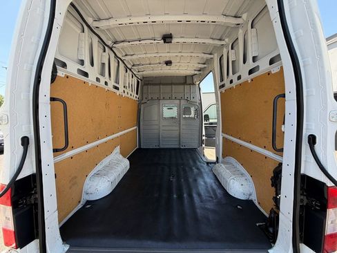Used 2012 Nissan NV 2500 SV w/ Side Curtain Airbag Pkg RWD image 38