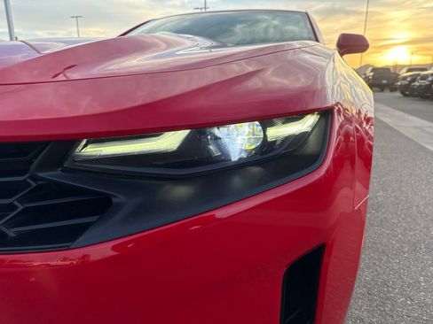 Used 2021 Chevrolet Camaro LT RWD image 11