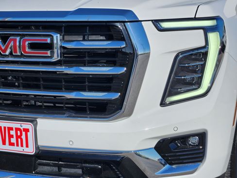 Used 2026 GMC Yukon Elevation RWD image 8