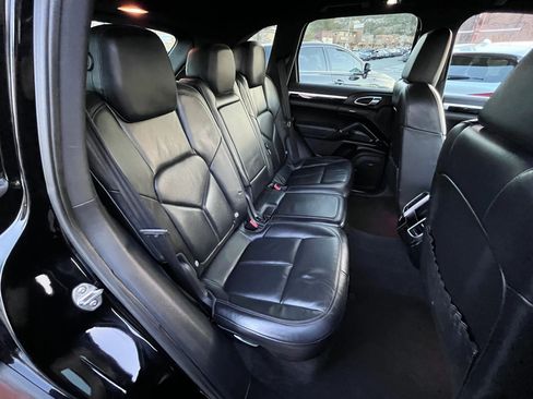 Used 2012 Porsche Cayenne S image 16