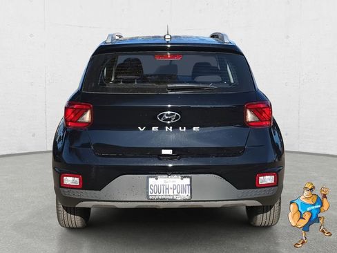 New 2026 Hyundai Venue SEL image 6