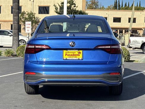 Certified 2024 Volkswagen Jetta Sport image 4