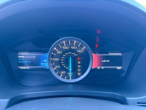 Used 2015 Ford Explorer XLT w/ Equipment Group 202A FWD image 12