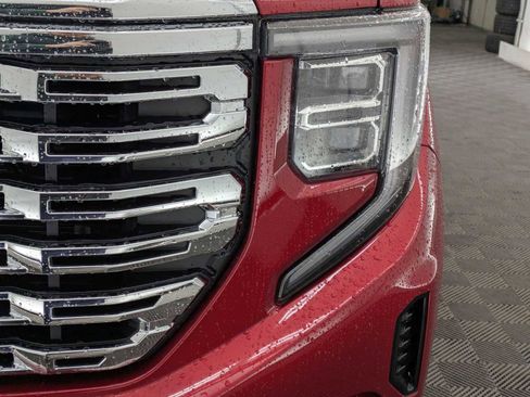 Used 2022 GMC Sierra 1500 Denali w/ Denali Reserve Package image 10