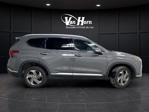 Used 2021 Hyundai Santa Fe SEL w/ Convenience Package image 2