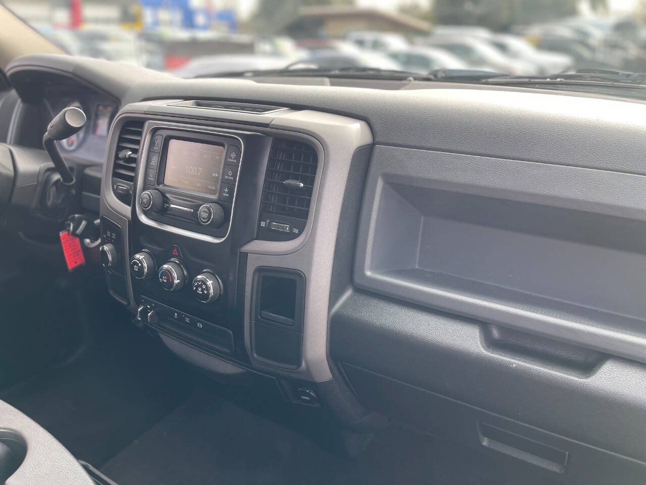 Used 2015 RAM 2500 Tradesman w/ Chrome Appearance Group AWD/4WD image 29