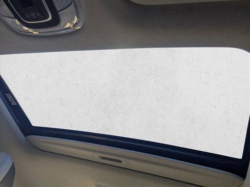 Certified 2025 Hyundai Elantra Limited image 16