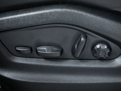Certified 2023 Porsche Cayenne AWD/4WD image 23