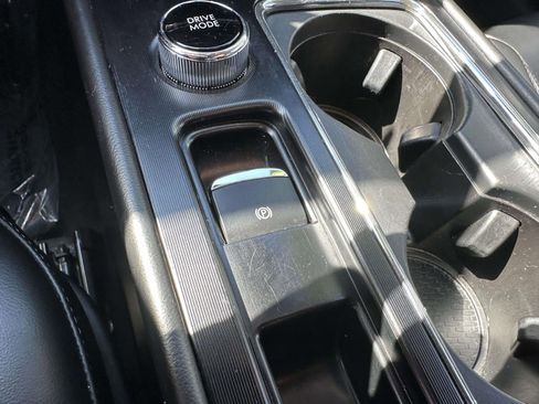 Used 2023 Lincoln Corsair AWD image 17