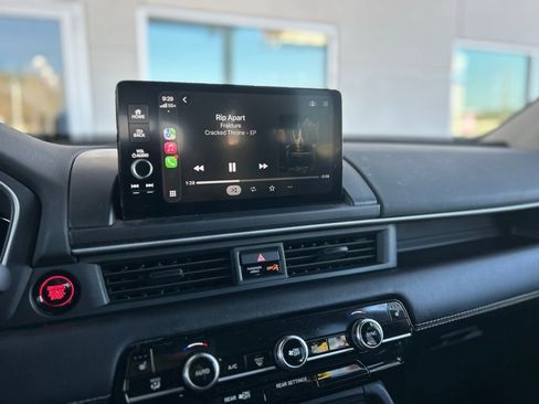 Certified 2023 Honda Pilot Touring image 22