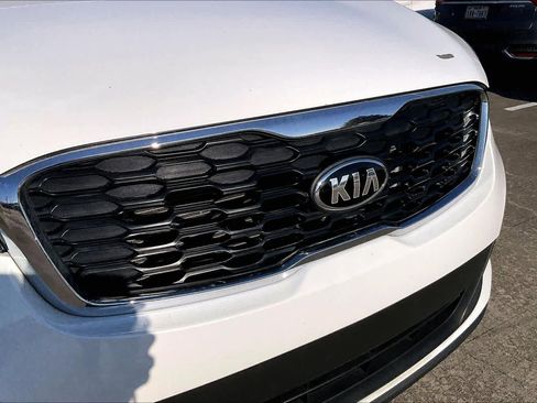 Used 2020 Kia Sorento L image 29