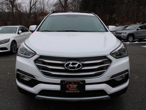 Used 2017 Hyundai Santa Fe Sport image 3