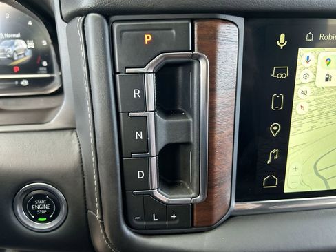 Used 2024 GMC Yukon Denali Ultimate image 16