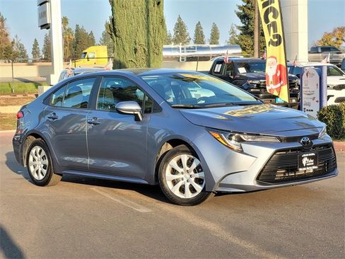 Used 2024 Toyota Corolla LE image 2