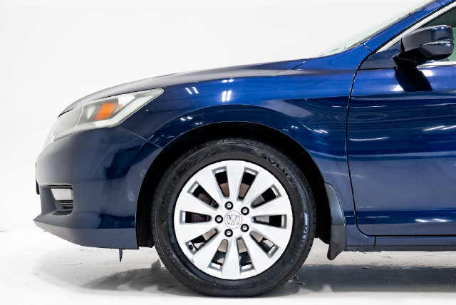 Used 2015 Honda Accord EX-L image 31