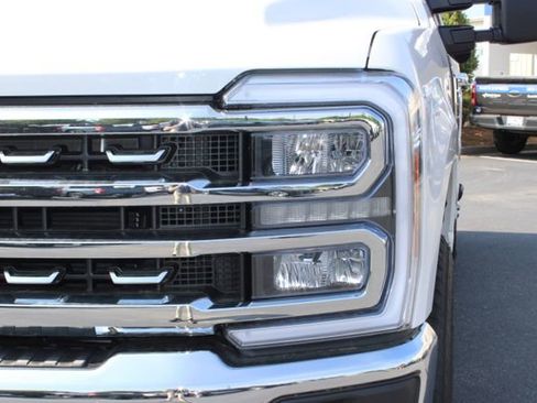 New 2026 Ford F250 Lariat w/ Lariat Ultimate Package AWD/4WD image 23