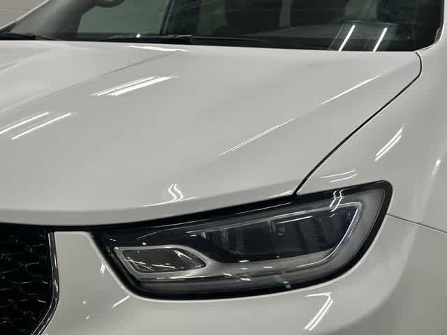 Used 2025 Chrysler Pacifica Select FWD image 31
