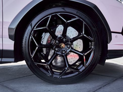 Used 2024 Lamborghini Urus Performante image 29