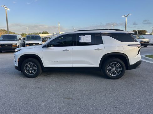 Certified 2025 Chevrolet Traverse LT image 5