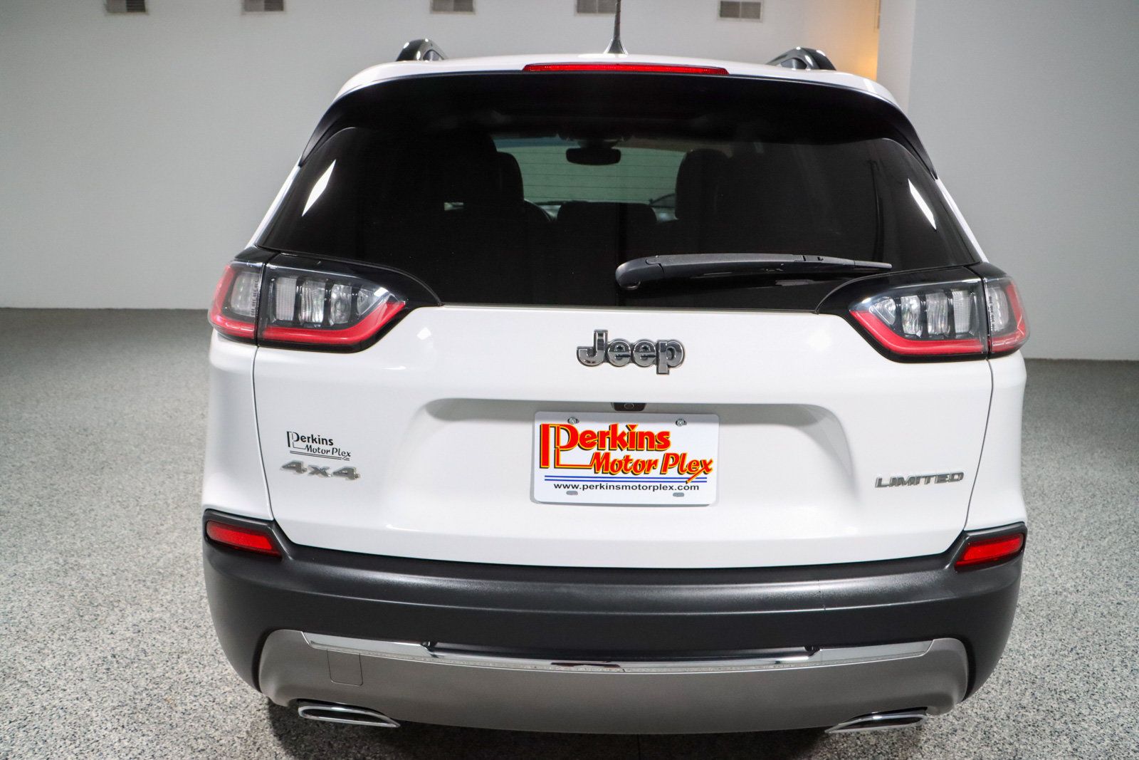 Used 2022 Jeep Cherokee Limited AWD/4WD image 8