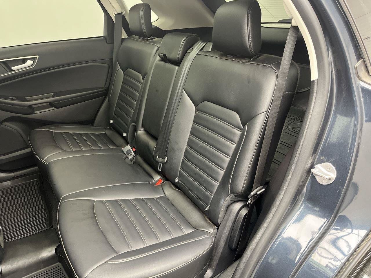 Used 2024 Ford Edge SEL w/ Convenience Package AWD/4WD image 12