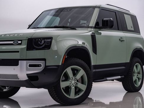 Used 2023 Land Rover Defender 110 75th Limited Edition AWD/4WD image 2