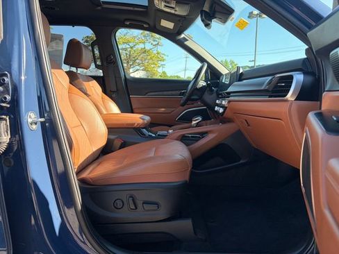 Used 2025 Kia Telluride EX X-Line AWD/4WD image 18