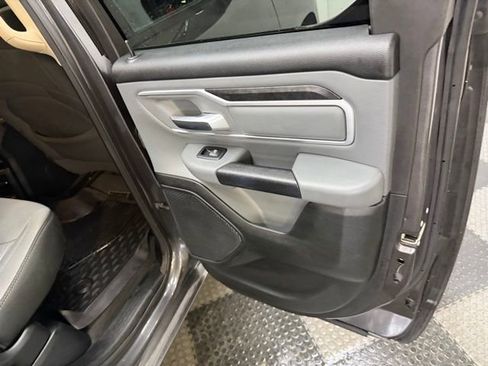 Used 2020 RAM 1500 4x4 Quad Cab image 39