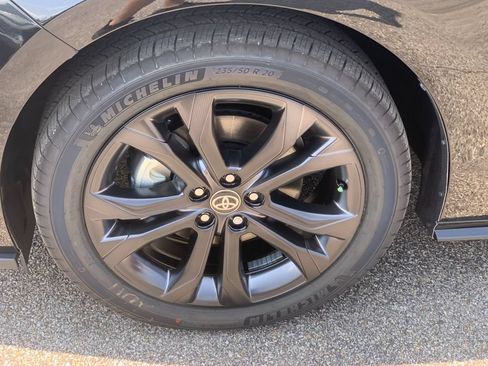 Used 2026 Toyota Sienna XSE FWD image 32