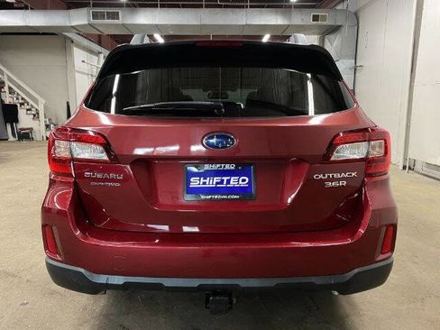 Used 2015 Subaru Outback 3.6R Limited image 4
