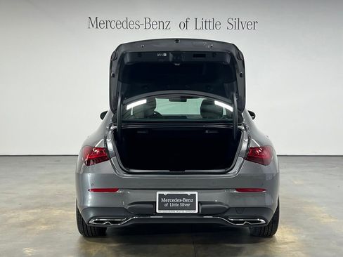 Used 2025 Mercedes-Benz CLA 250 4MATIC image 5