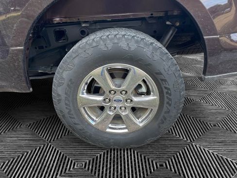 Used 2019 Ford F150 XLT w/ Equipment Group 302A Luxury image 14