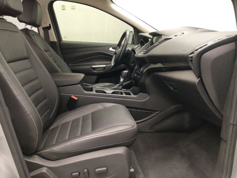Used 2017 Ford Escape Titanium image 21