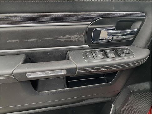 Used 2014 RAM 1500 Limited image 9
