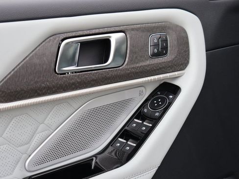 New 2026 Ford Explorer Platinum w/ LUX Leather Package image 24