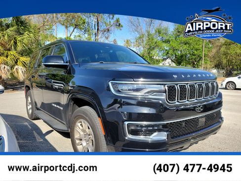 Used 2024 Jeep Wagoneer w/ Convenience Group I image 1
