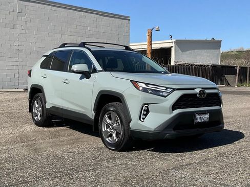 Used 2023 Toyota RAV4 XLE image 8