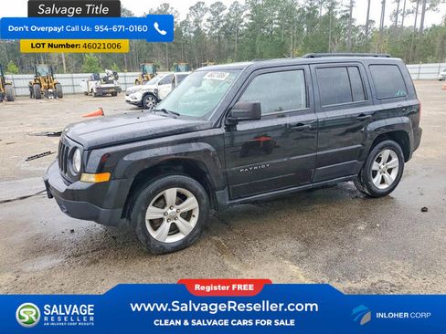 Used 2014 Jeep Patriot Latitude w/ Sun/Sound Group FWD image 1
