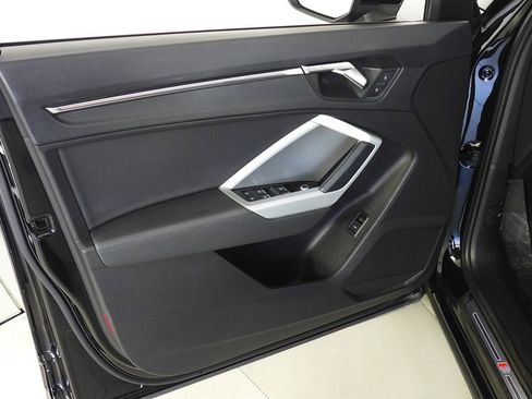 Used 2021 Audi Q3 2.0T Premium Plus w/ Premium Plus Package image 11