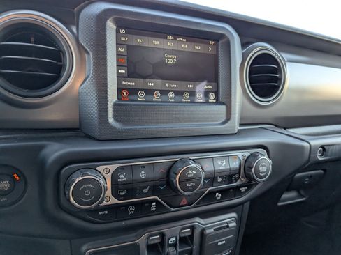 Used 2021 Jeep Wrangler Unlimited Willys image 20