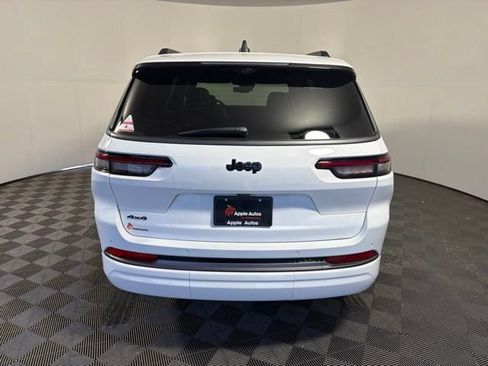 New 2026 Jeep Grand Cherokee L Limited AWD/4WD image 8