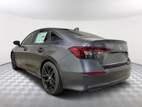 Used 2025 Honda Civic Sport image 6