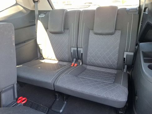 Used 2021 Volkswagen Atlas S image 11