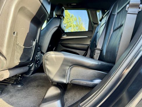 Used 2015 Jeep Grand Cherokee Limited AWD/4WD image 32
