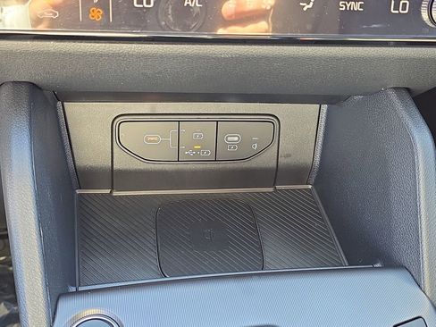 New 2026 Kia Sportage EX w/ EX Panorama Roof Package image 29