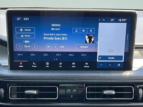 Used 2022 Lincoln Nautilus FWD w/ Premium Package image 13