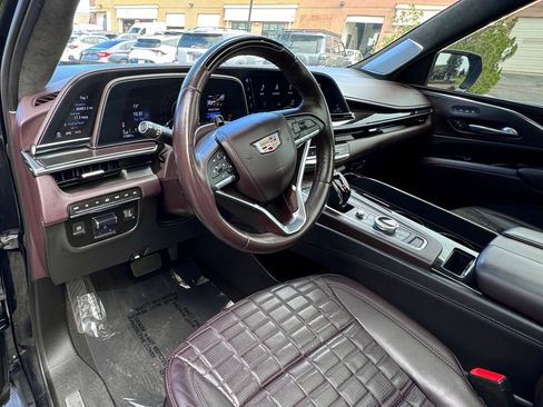 Used 2022 Cadillac Escalade Sport Platinum AWD/4WD image 23