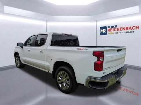 Used 2023 Chevrolet Silverado 1500 LT AWD/4WD image 6