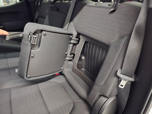 Used 2020 GMC Sierra 1500 Elevation w/ Elevation Value Package AWD/4WD image 36