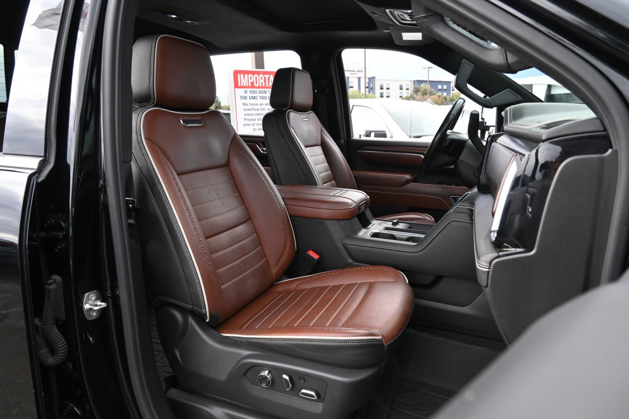 Used 2024 GMC Sierra 2500 Denali Ultimate AWD/4WD image 25